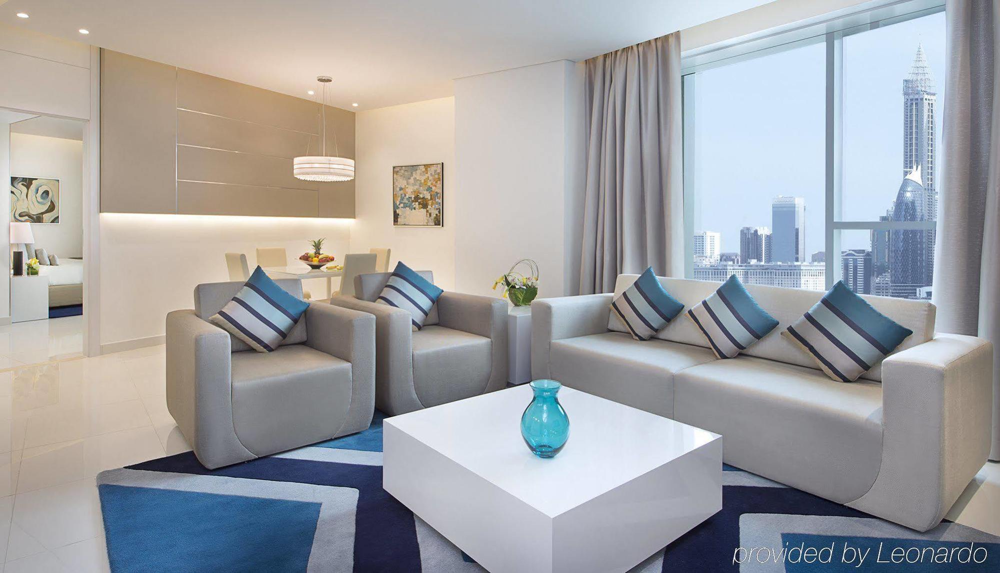Damac Maison The Vogue Dubai Eksteriør bilde A living room
